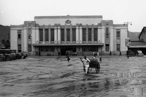 広島駅と周辺 一覧から見る 写真アーカイブ ヒロシマの空白 被爆75年 街並み再現 中国新聞
